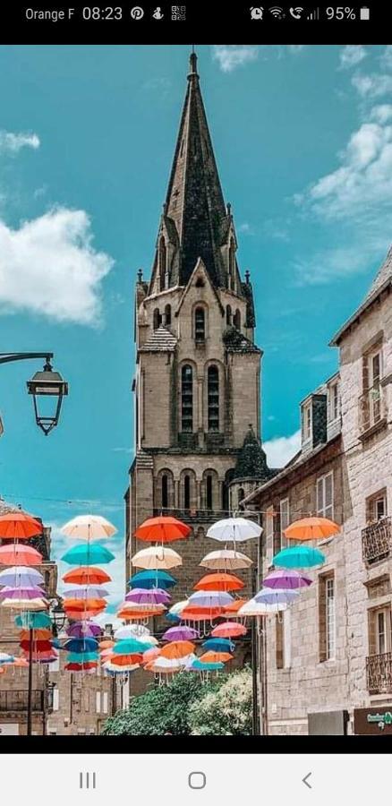 Chambre Climatisee Au Coeur De Brive Avec Televiseur Connecte Wifi Netflix Buitenkant foto